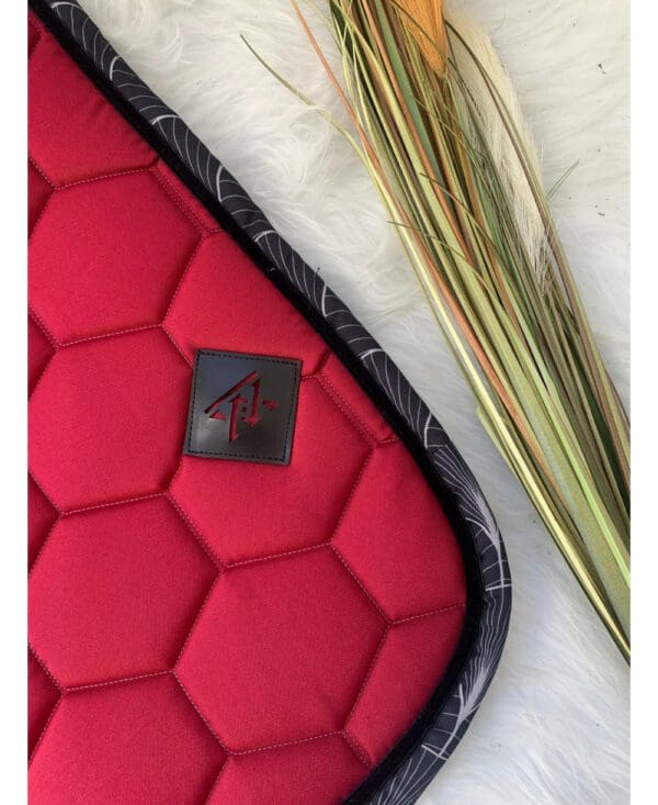 Tapis Art Déco Framboise - Oxxer – Image 2