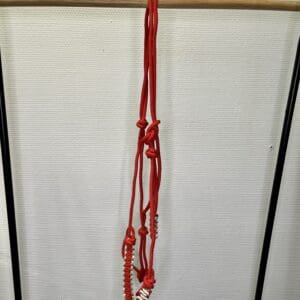 Licol éthologique rouge muserolle tressée taille cheval